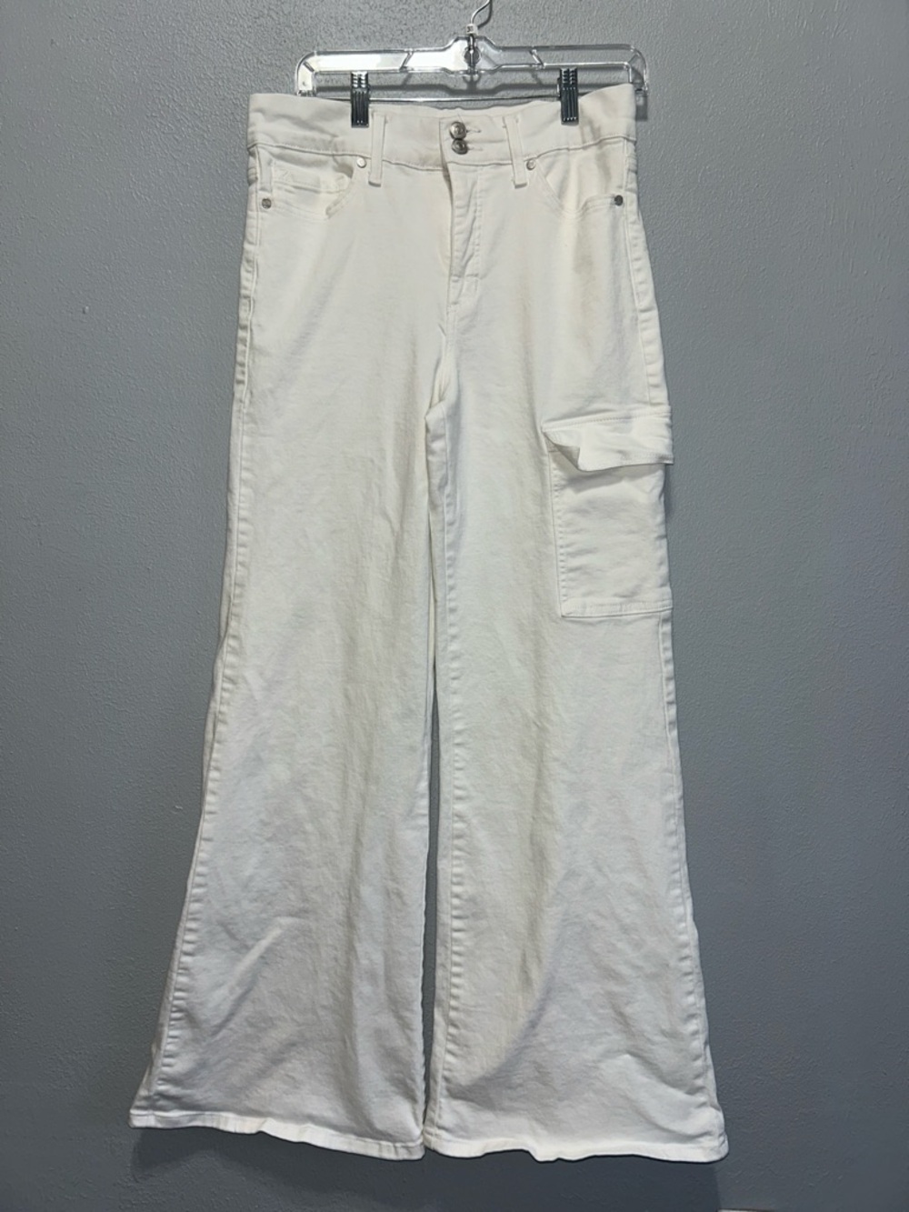 Sofia by Sofia Crisp Wide-Leg White Cargo Jeans for Women. Size 10